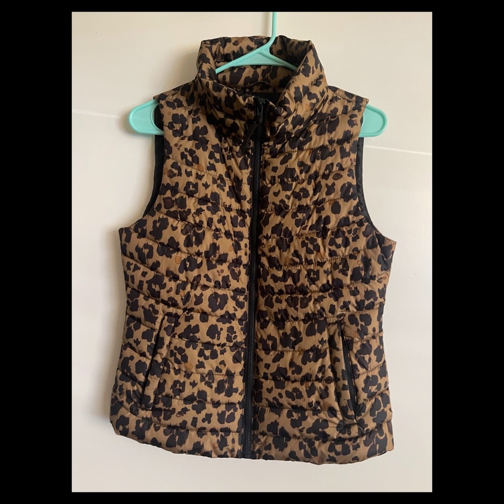 Gap Animal Print puffer vest